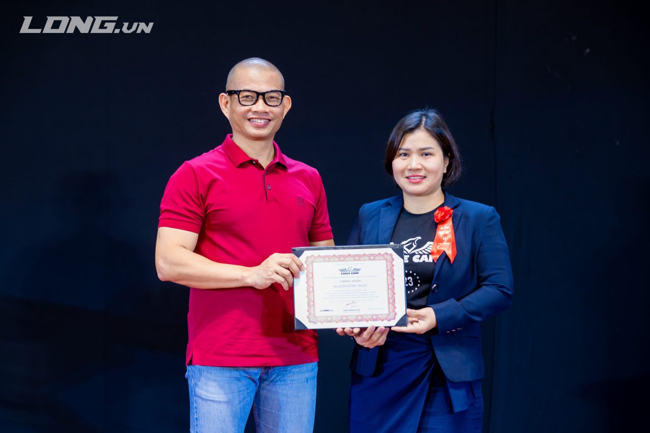 Phạm Thành Long: Đừng Cố Dạy Con, Hãy Là Người Mà Con Muốn Trở Thành