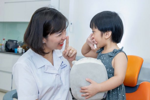 Bác sĩ Lê Thị Yến - Bài học cho cha mẹ yêu con là nghiêm khắc với chính mình